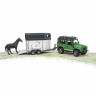Внедорожник Bruder Land Rover Defender с коневозкой и лошадью 3