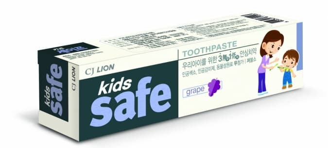 Детская зубная паста LION со вкусом винограда KIDS SAFE от 3-х до 12 лет 90 гр