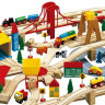 Деревянный конструктор Balbi Железная дорога большая с мостами, зданиями, 2 паровозами и машинками 145 деталей WT-226