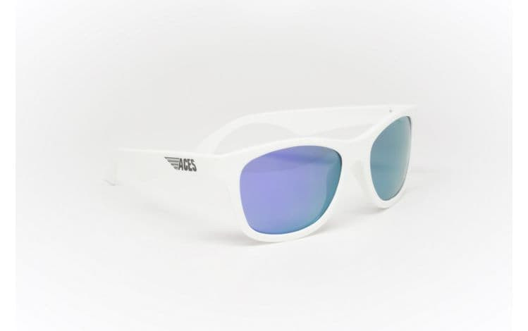 Очки Babiators для подростков солнцезащитные Aces Navigator Шаловливый белый Фиолетовые линзы 6+ ACE-011