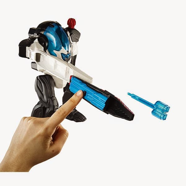 Фигурка Mattel Max Steel Турбо Макс с ракетным арсеналом CDX45