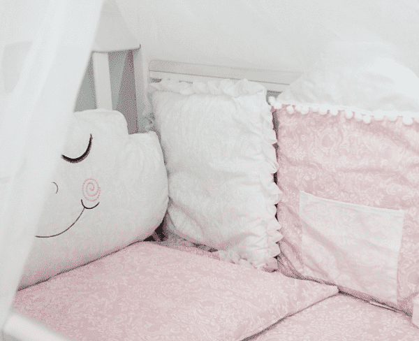 ByTwinz Комплект в кроватку с игрушками Звездочка розовый 4 предмета